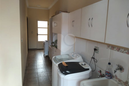 Casa/Sobrado para venda na Vila Prado