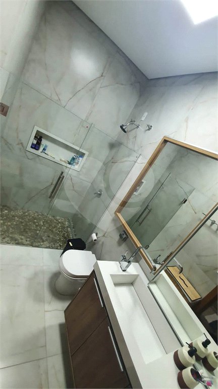 Sobrado de alto padrão no condomínio residencial Reserva Aquarela
