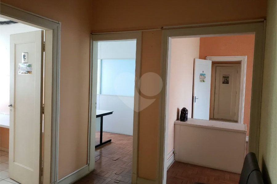 Apartamento de 80m2 à venda com 2 dormitórios e terraço no Centro
