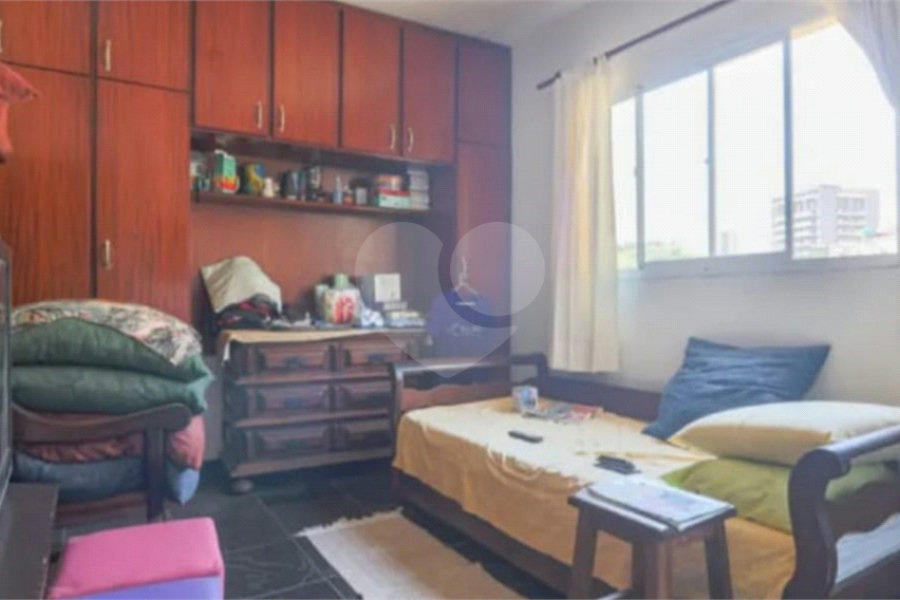 SOBRADO 3 DORMITÓRIOS (1 SUÍTE) E 3 VAGAS DE GARAGEM PARA VENDA - BOSQUE DA SAÚDE