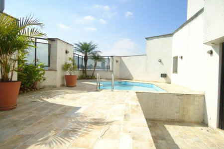 Cobertura duplex com churrasqueira e piscina