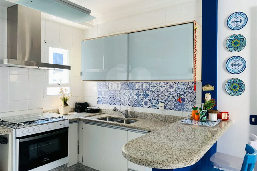 Apartamento à venda com 3 quartos, sendo 2 suítes,  em Riviera de São Lourenço, Bertioga, SP
