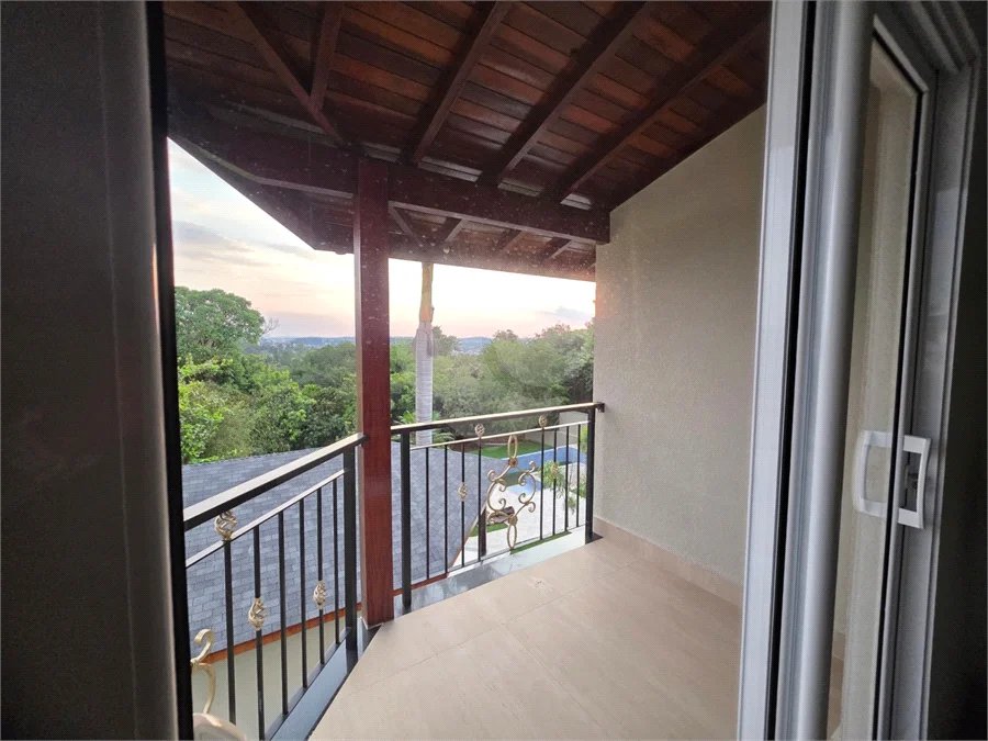 Casa à venda com 4 suítes no condomínio Residencial Jardim Primavera, Louveira - SP