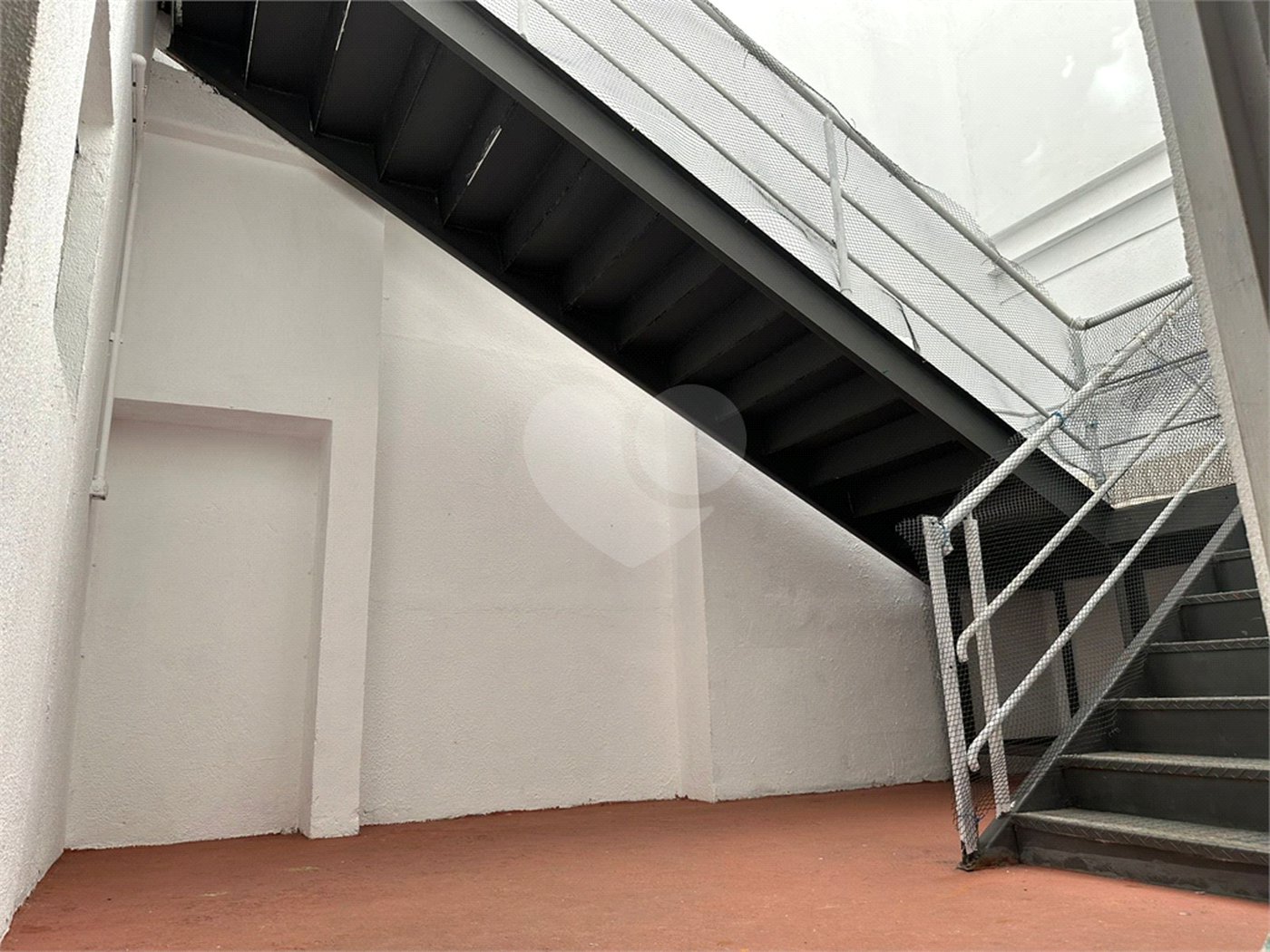 Excelente Casa Térrea Comercial em Região Nobre !!!