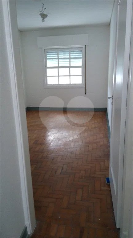 Sobrado a Venda na Mooca, com 248 m²