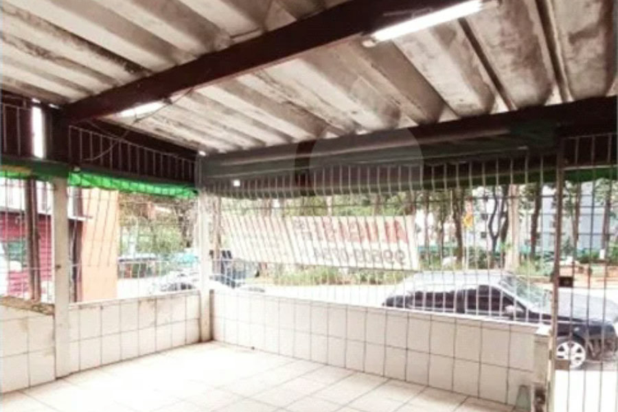 Aluga-se Salão Comercial de 150 m² no Jabaquara — Excelente Oportunidade!