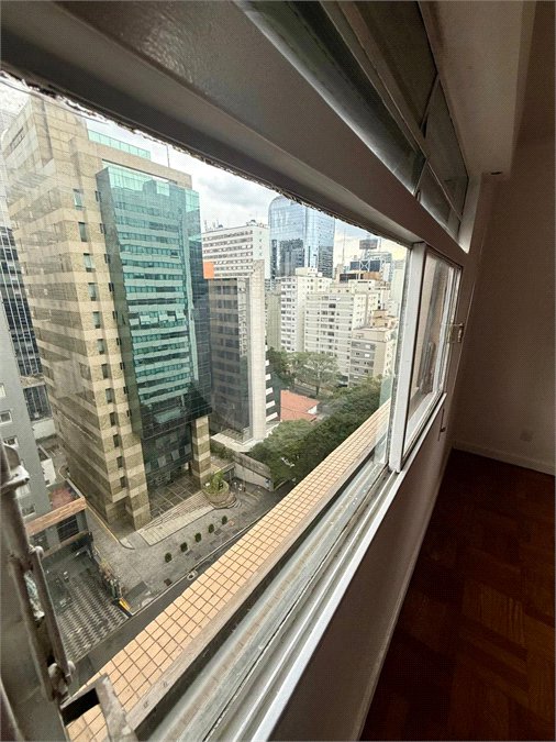 Amplo Apartamento no Paraíso!