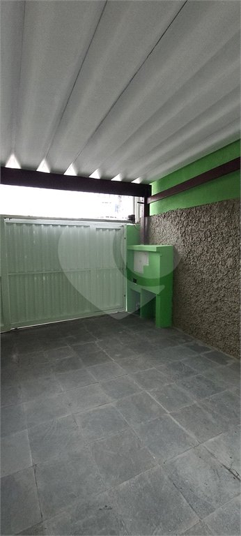 Sobrado à venda com 2 quartos em Jardim Itacolomi, São Paulo, SP