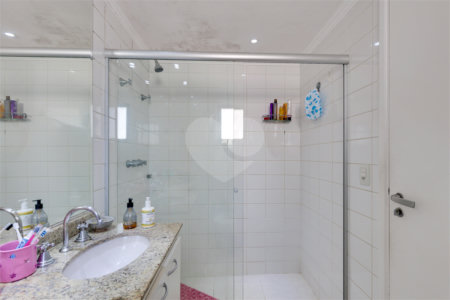 Apartamento Alto da Boa Vista em Condominio Clube