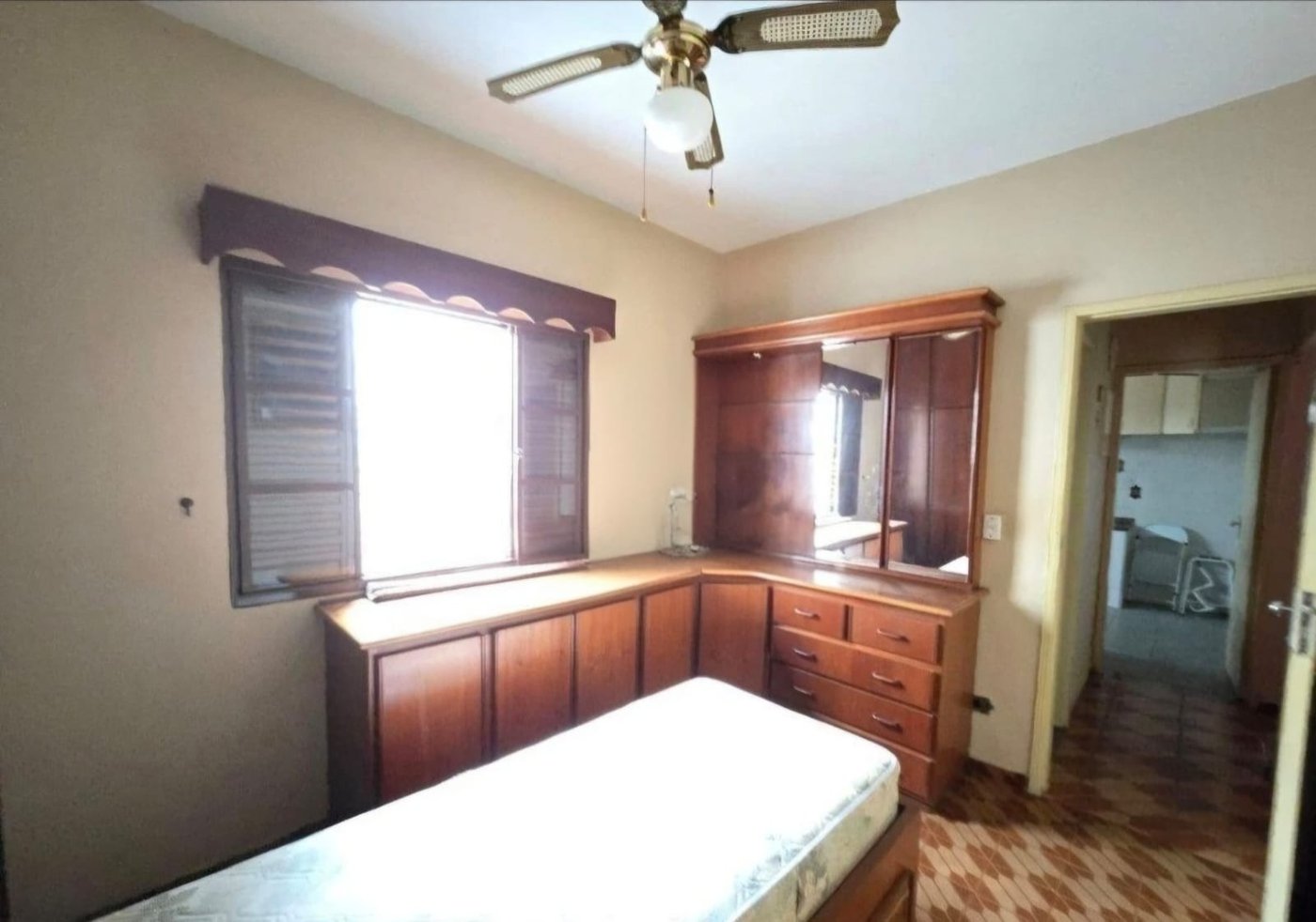 Casa espaçosa com edícula e 218 m² muito bem aproveitados! Conjunto Residencial Butantã, São Paulo - SP