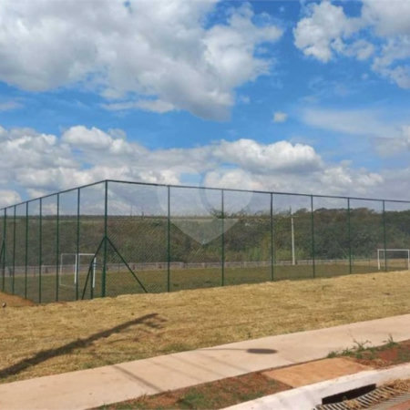 Terreno para venda, dispondo de 251,00 m² .