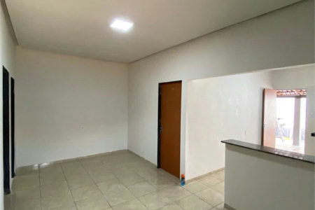 Casa à venda com 2 quartos, sendo 1 suíte,  em Nazaré, Balsas, MA