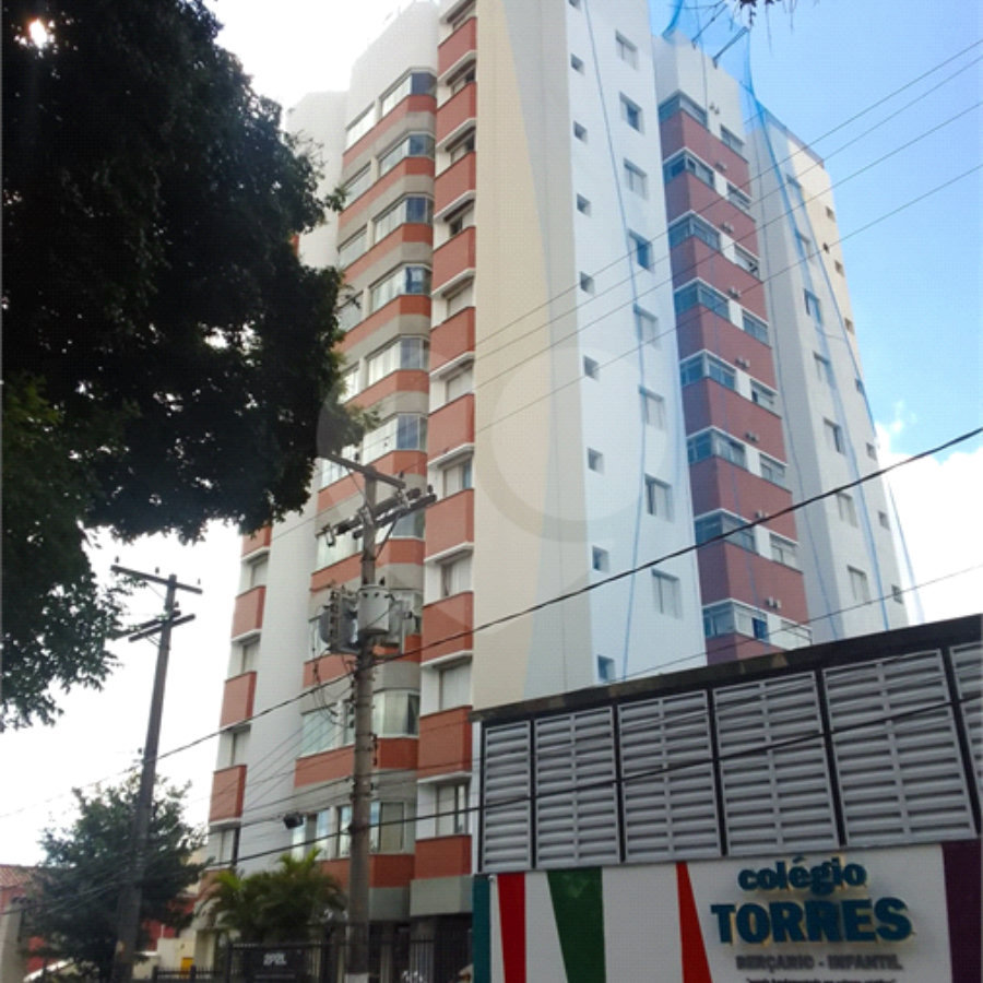 Apartamento com 68m², 2 dormitórios, sendo 1 suíte, 1 vaga, à venda na Vila Matilde.