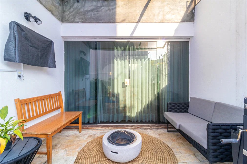 Sobrado à venda com 3 quartos, sendo 1 suíte, em Jardim Prudência, São Paulo, SP