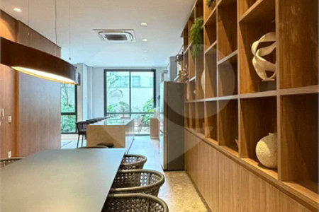 Indaiatuba- Sp - Edificio Athmosfera- R$ 1.800.000,00 - andar alto - 130,00 ms de area util - 3 suites, lavabo, sala 2 ambientes, 3 vagas de garagens - Area de lazer - Brinquedoteca - Piscina - Portão eletrônico - Portaria 24hs - sala de ginástica - Salão de festas - Salão de jogos - Cinema