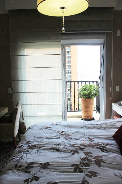 Apartamento na Vila Mariana com 5 dormitórios 04 suítes à venda