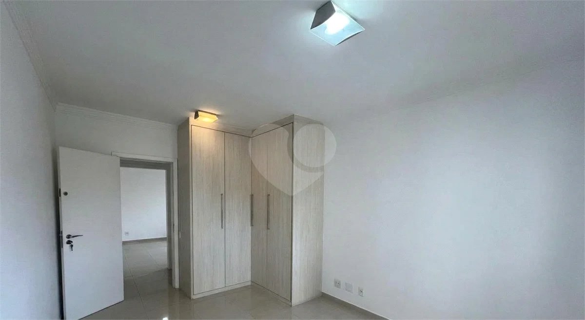 Apartamento de alto padrão com 128 m², 3 suítes, 2 vagas, vista para a piscina e lazer completo em condomínio clube no coração de Nova Petrópolis.