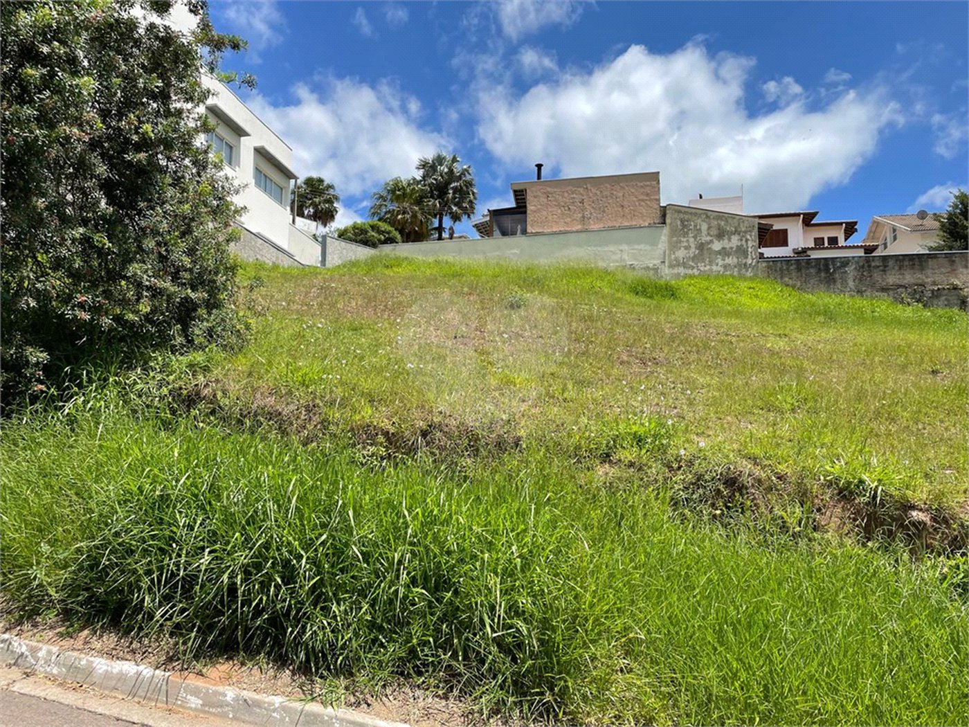 Terreno à venda em Villaggio Capríccio, Louveira, SP