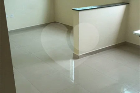 Studio em excelente estado e segurança