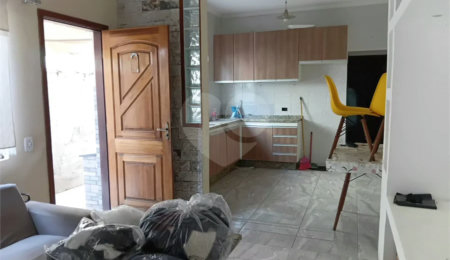 Casa à venda com 2 quartos em Reneville, Mairinque, SP