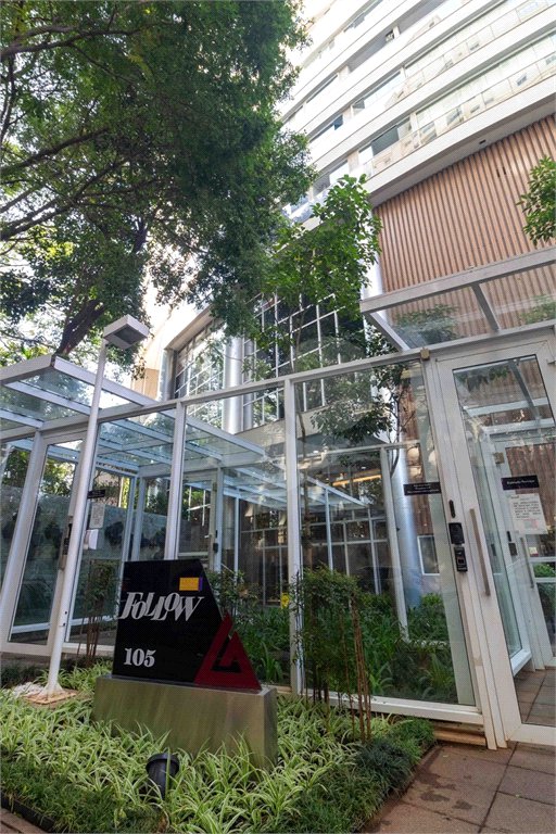 Apartamento Mobiliado de 48m² com Vista Incrível na Vila Gertrudes!