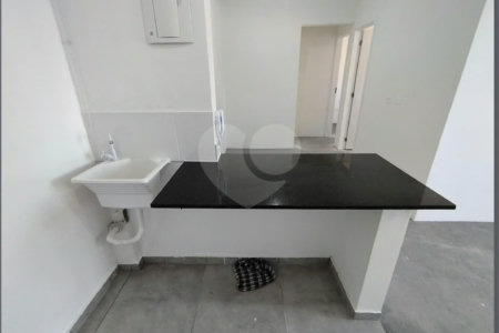 Apartamento de 33m2 localizado na Saúde
