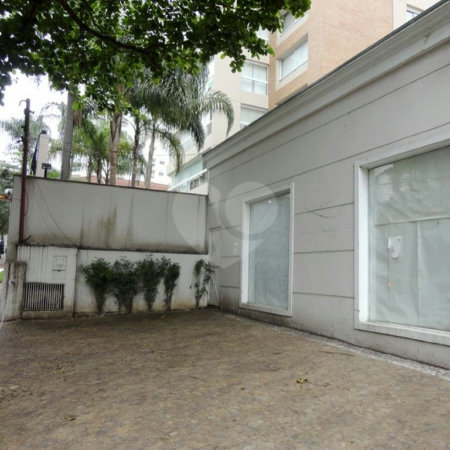 Excelente Casa Térrea Comercial em Região Nobre !!!