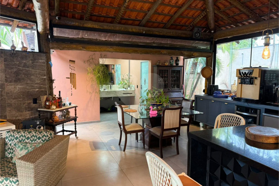 Chácara no Unileste, com espaço para eventos e cozinha industrial, na modalidade porteira fechada,