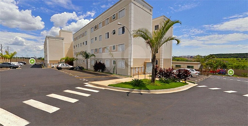 Apartamento com 2 dormitórios.