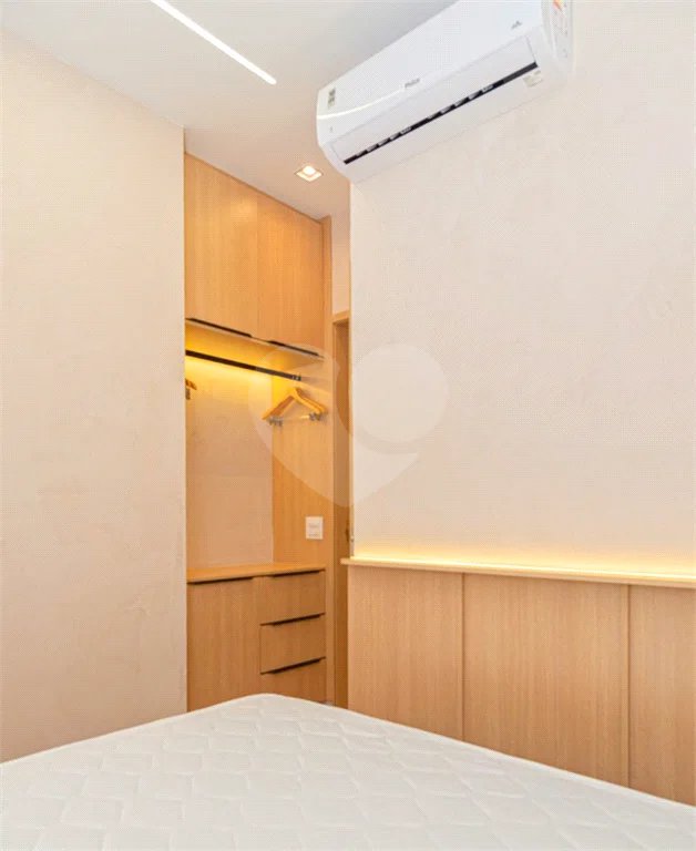 Apartamento - Prox Paulista - 1 quarto - varanda - 1 banheiro - sem garagem