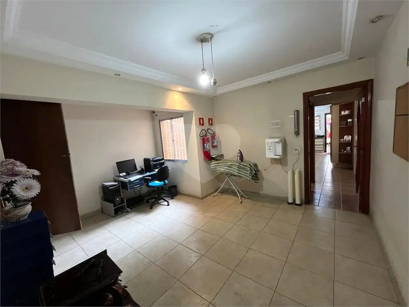 SOBRADO COM 350 M2 ( ABAIXO DO PREÇO DE MERCADO) 3 DORMITÓRIOS 3 SUÍTES SAÚDE