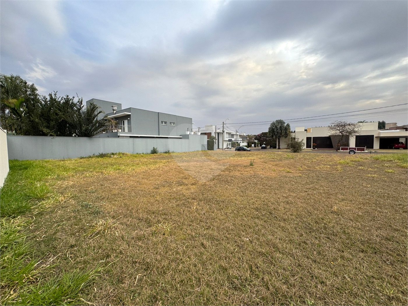 Terreno á venda, no Residencial Damha I, em São Carlos.