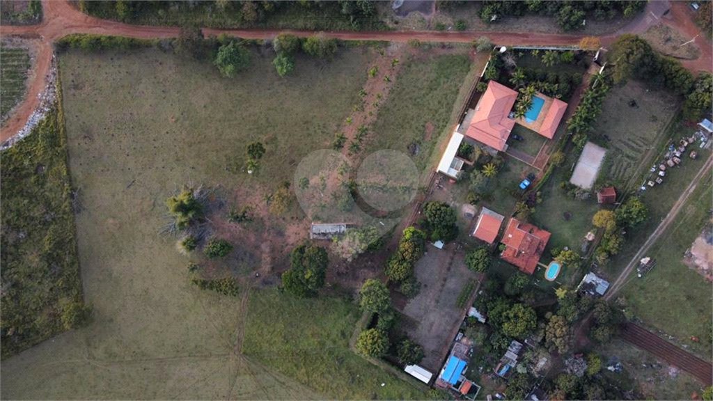 Sitio no Jardim Embaré