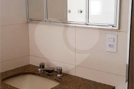 Apartamento no Condomínio Torello Dinucci
