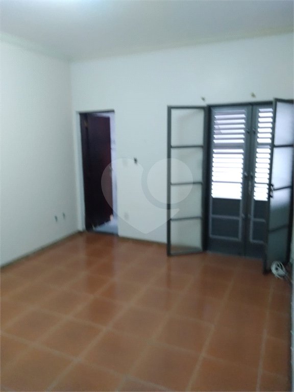 Sobrado 3 quartos 1 suíte