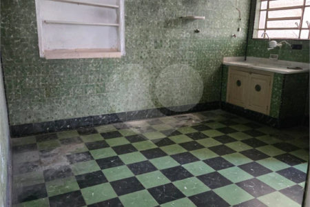 Casa com 244m² , 2 dormitórios , 3 vagas , à venda no Bosque da Saúde.