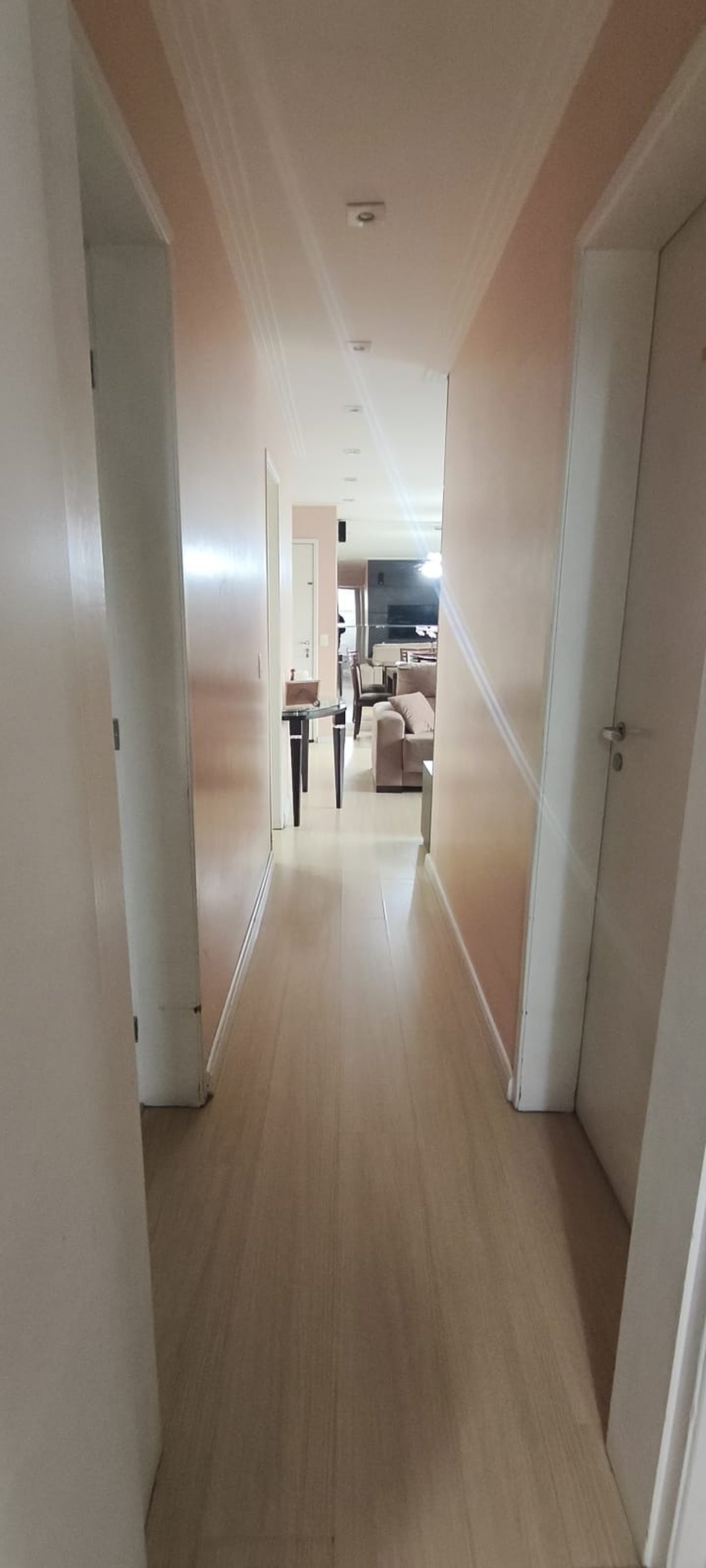 Apartamento à venda com 3 quartos, sendo 2 suítes, em Vila Moreira, Guarulhos - SP