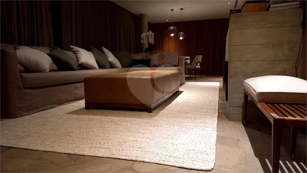 Casa à venda com 7 suítes no condomínio Fazenda Boa Vista, Porto Feliz - SP