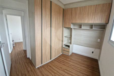 Apartamento com 39m², 2 quartos, sacada, 1 vaga de garagem, à venda em Sapopemba
