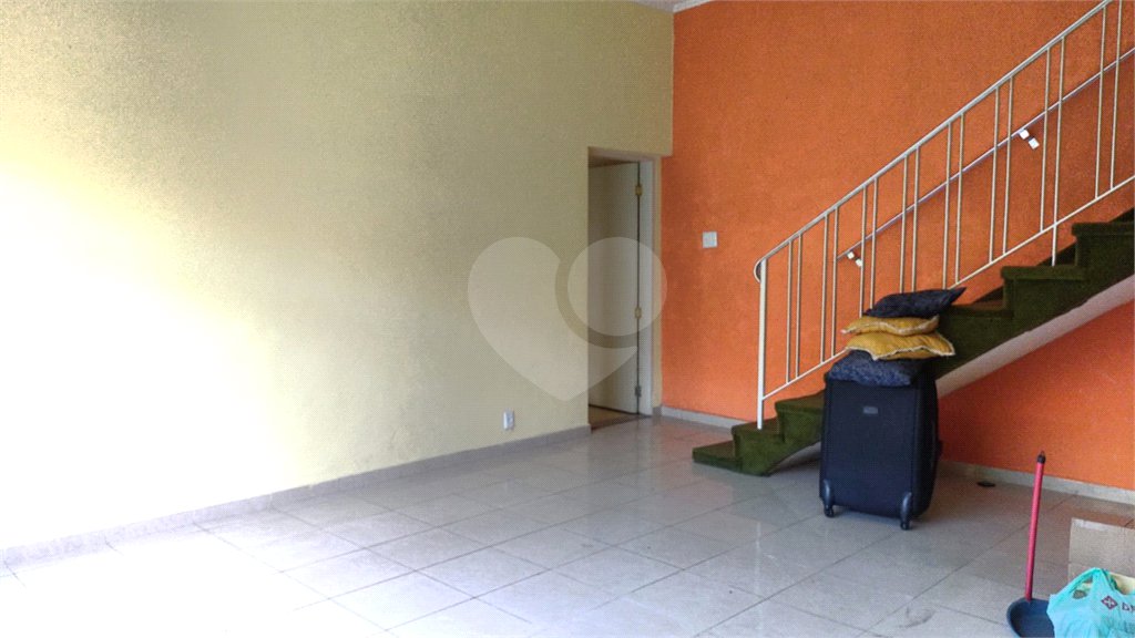 Casa á venda - Vila Guarani