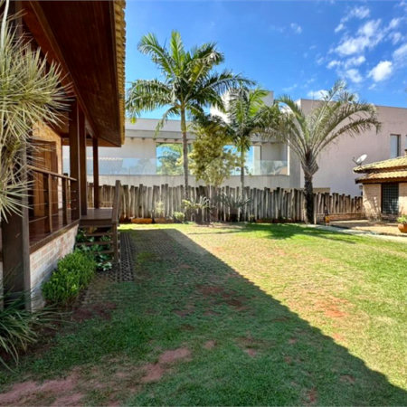 Casa para venda no Condomínio Vivenda do Broa.