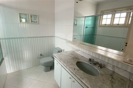 Casa para venda ou aluguel - Condomínio São Paulo II - Cotia.