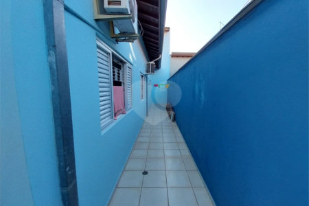 Sobrado à venda com 5 quartos, sendo 1 suíte,  em Terra Nobre, Louveira, SP