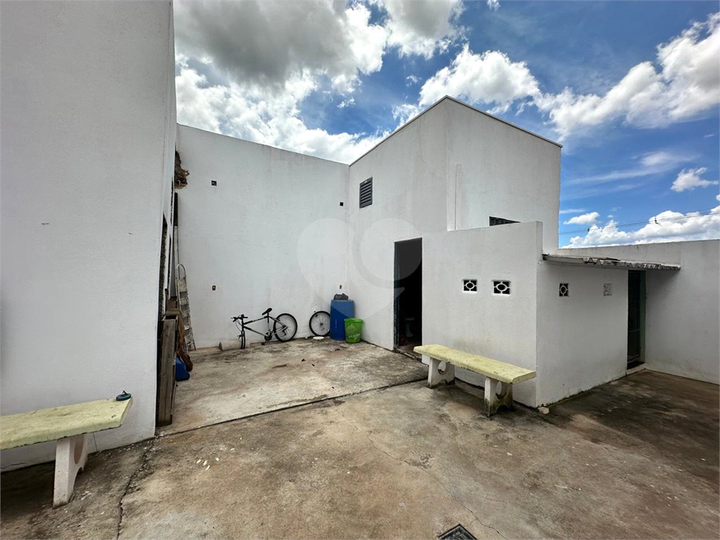 Casa à venda de 02 dormitórios, em São Carlos