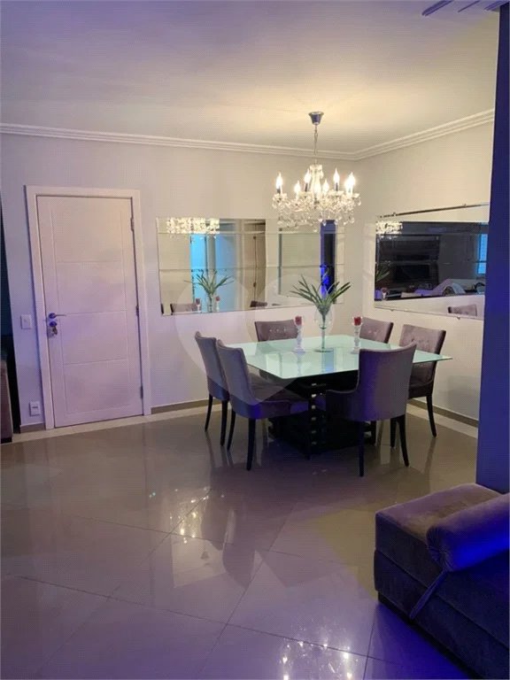 Apartamento com 130m² , 3 dormitórios , sendo 1 suíte , 2 vagas , à venda no bairro Campestre em Santo André.