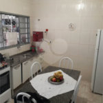 Casa térrea com amplo terreno
