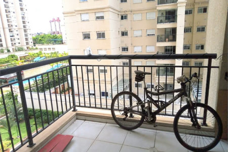Apartamento à venda com 38m² e 1 dormitório, localizado no bairro Jardim Flor da Montanha.
