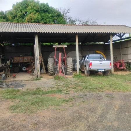 Sítio em Monte Mor (SP) a venda.