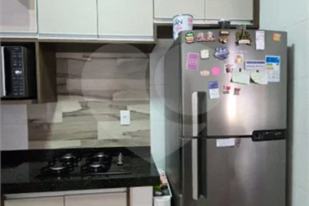 Casa em condomínio Alvorada em Araraquara com 3 dormitórios e piscina