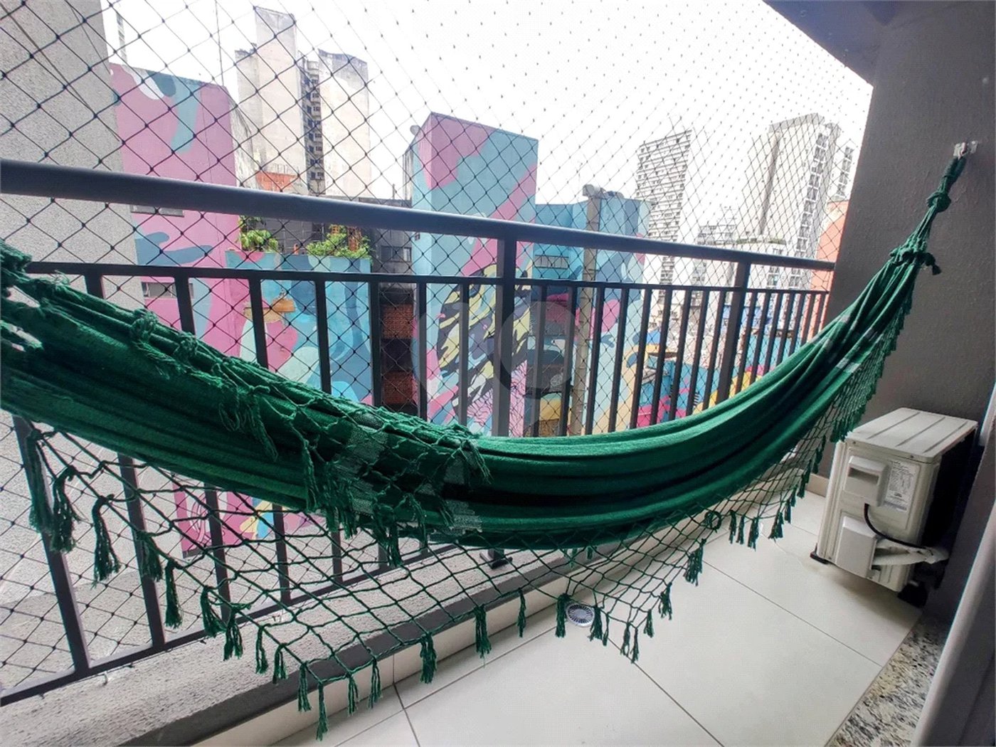 Studio Mobiliado na República – 22m² com Varanda
